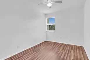 8911 NW 28th Dr, Coral Springs, FL 33065 - Photo 30