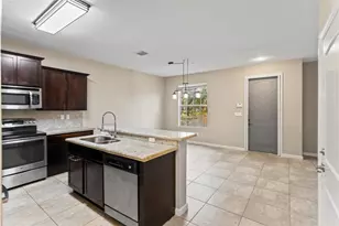 259 SW 7th St, Pompano Beach, FL 33060 - Photo 8