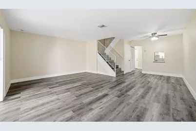 7903 SW 9th Street, North Lauderdale, FL 33068 - Photo 4