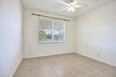 864 SW Java Avenue, Port Saint Lucie, FL 34953 - Photo 18