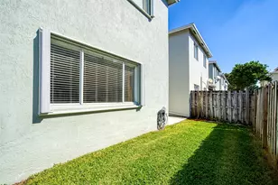 9500 Stanley Ln, Tamarac, FL 33321 - Photo 36