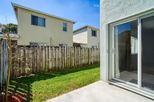 9500 Stanley Ln, Tamarac, FL 33321 - Photo 34