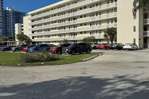 2859 Leonard Dr, Aventura, FL 33160 - Photo 2