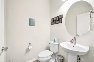 5068 Greenway Dr, Hollywood, FL 33021 - Photo 4