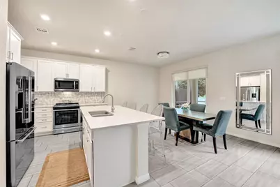 5068 Greenway Drive, Hollywood, FL 33021 - Photo 10