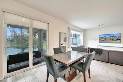 5068 Greenway Drive, Hollywood, FL 33021 - Photo 12