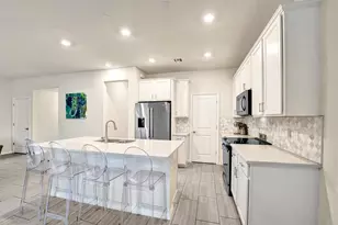 5068 Greenway Dr, Hollywood, FL 33021 - Photo 14