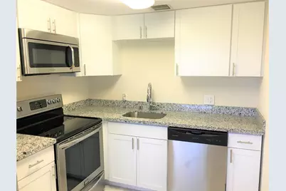 551 SW 135th Avenue #405b, Pembroke Pines, FL 33027 - Photo 2