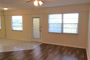 551 SW 135th Ave, Pembroke Pines, FL 33027 - Photo 8