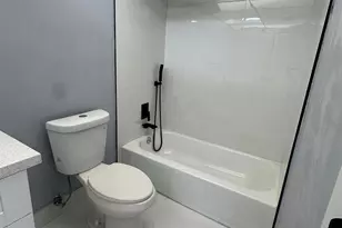 8350 N Missionwood Cir, Miramar, FL 33025 - Photo 16