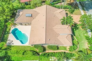 4910 NW 104th Ave, Coral Springs, FL 33076 - Photo 2