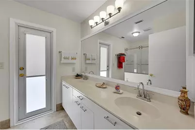 4910 NW 104th Avenue, Coral Springs, FL 33076 - Photo 32