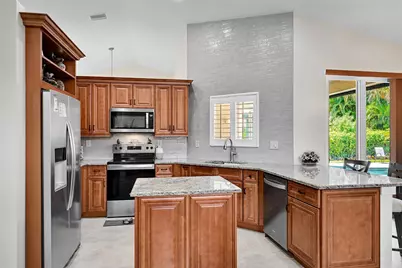 4910 NW 104th Avenue, Coral Springs, FL 33076 - Photo 12