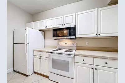 5560 Metrowest Boulevard #3-206, Orlando, FL 32811 - Photo 38