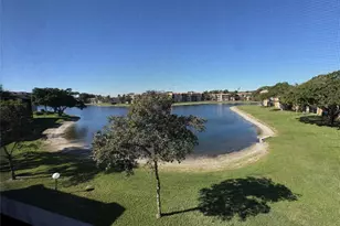 5926 Coral Lake Dr, Margate, FL 33063 - Photo 6