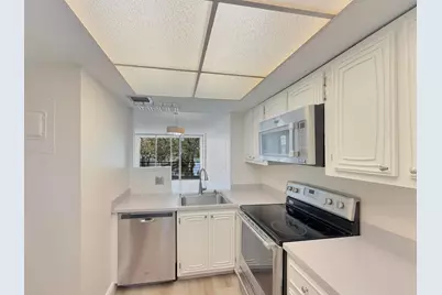 113 Royal Park Drive #2c, Oakland Park, FL 33309 - Photo 6