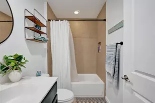 2977 St John Dr, Hollywood, FL 33024 - Photo 34