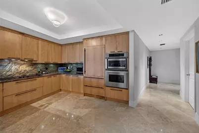 1200 Holiday Drive #402, Fort Lauderdale, FL 33316 - Photo 14