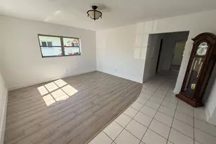 6805 NW 75th Dr, Tamarac, FL 33321 - Photo 4