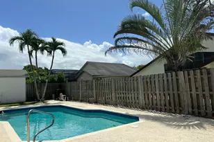 21023 Rustlewood Ave, Boca Raton, FL 33428 - Photo 48