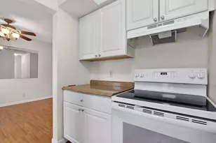 2115 NE 42nd Ct, Lighthouse Point, FL 33064 - Photo 4