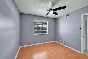 906 Twin Lakes Dr, Coral Springs, FL 33071 - Photo 16