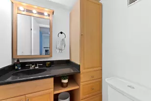 656 Kensington Pl, Fort Lauderdale, FL 33305 - Photo 10