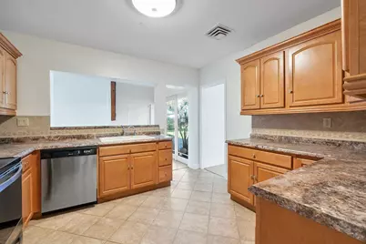 1431 S Ocean Boulevard #87, Lauderdale by the Sea, FL 33062 - Photo 14