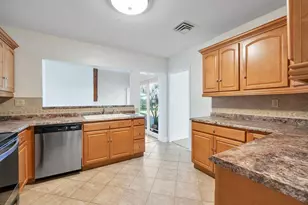 1431 S Ocean Blvd, Lauderdale by the Sea, FL 33062 - Photo 14