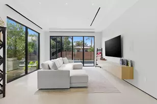 2103 Bayview Dr, Fort Lauderdale, FL 33305 - Photo 8