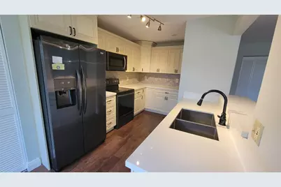 401 SW 158th Terrace #205, Hollywood, FL 33027 - Photo 12