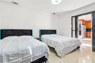 19340 NE 19th Ave, North Miami Beach, FL 33179 - Photo 20