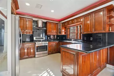 19340 NE 19 Avenue, Miami, FL 33179 - Photo 16