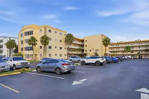 3990 NW 42nd Ave, Lauderdale Lakes, FL 33319 - Photo 20