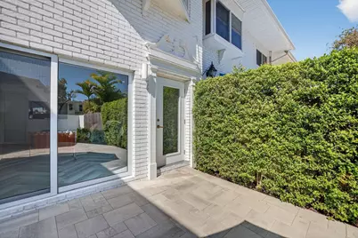 7 Coventry Way #7, Wilton Manors, FL 33305 - Photo 6