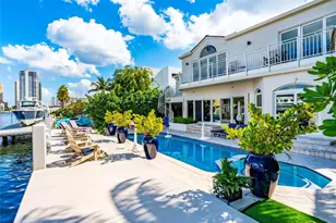 2615 E Las Olas Blvd, Fort Lauderdale, FL 33301 - Photo 8