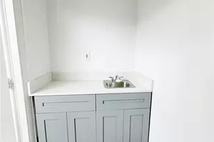 1136 NW 5th Ct, Fort Lauderdale, FL 33311 - Photo 20