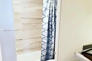 100 Lincoln Rd, Miami Beach, FL 33139 - Photo 8