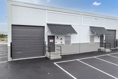 3600 NE 4th Avenue, Oakland Park, FL 33334 - Photo 1