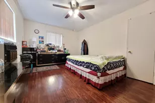 1045 NE 135th St, Miami, FL 33161 - Photo 10