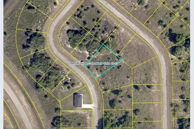 111 Dublin Circle, Labelle, FL 33935 - Photo 2