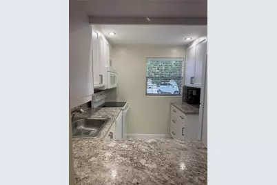 2901 NW 46th Avenue #106, Lauderdale Lakes, FL 33313 - Photo 8