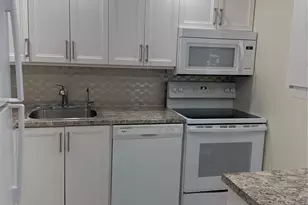 2901 NW 46th Ave, Lauderdale Lakes, FL 33313 - Photo 10