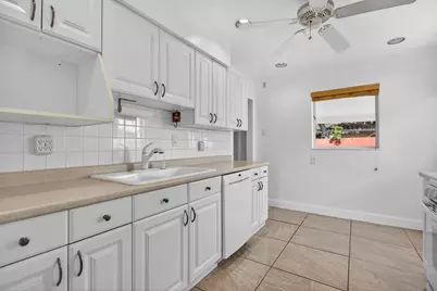 1701 NE 55th Street, Fort Lauderdale, FL 33334 - Photo 24