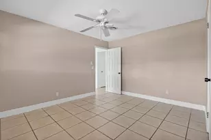 1701 NE 55th St, Fort Lauderdale, FL 33334 - Photo 16