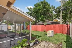 1701 NE 55th St, Fort Lauderdale, FL 33334 - Photo 12