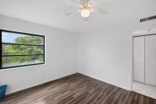 2112 S Cypress Bend Dr, Pompano Beach, FL 33069 - Photo 24