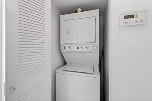 2112 S Cypress Bend Dr, Pompano Beach, FL 33069 - Photo 32