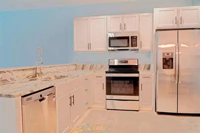 941 NE Trailside Run, Port Saint Lucie, FL 34983 - Photo 4