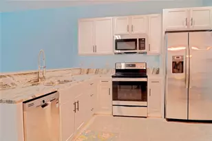 941 NE Trailside Run, Port Saint Lucie, FL 34983 - Photo 4